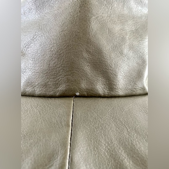 Atmosphere Bucket Hat Faux Leather Olive Green - Picture 4 of 5